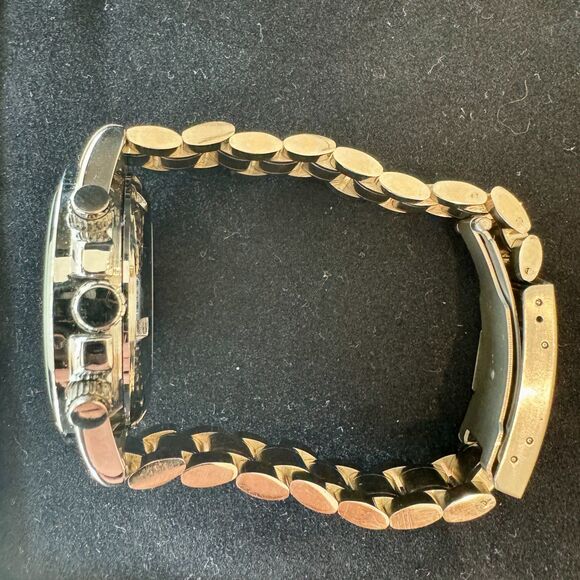 Oversized Fashion Watch in Silver Tones - Picture 6 of 7